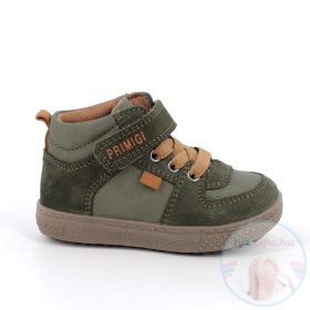 Primigi fiú átmeneti cipő zöld-barna színben, tépőzáras, velúrbőr felsőrésszel és rugalmas gumitalppal